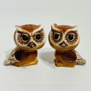 Vintage Ceramic Brown Owl Salt And Pepper Shakers With Stoppers 3” Tall